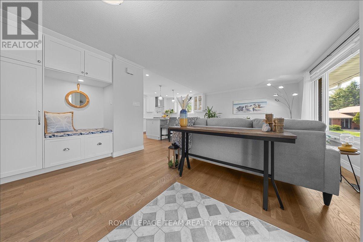 2 Lavina Crescent, Ottawa, Ontario  K2H 7P2 - Photo 8 - X13238856