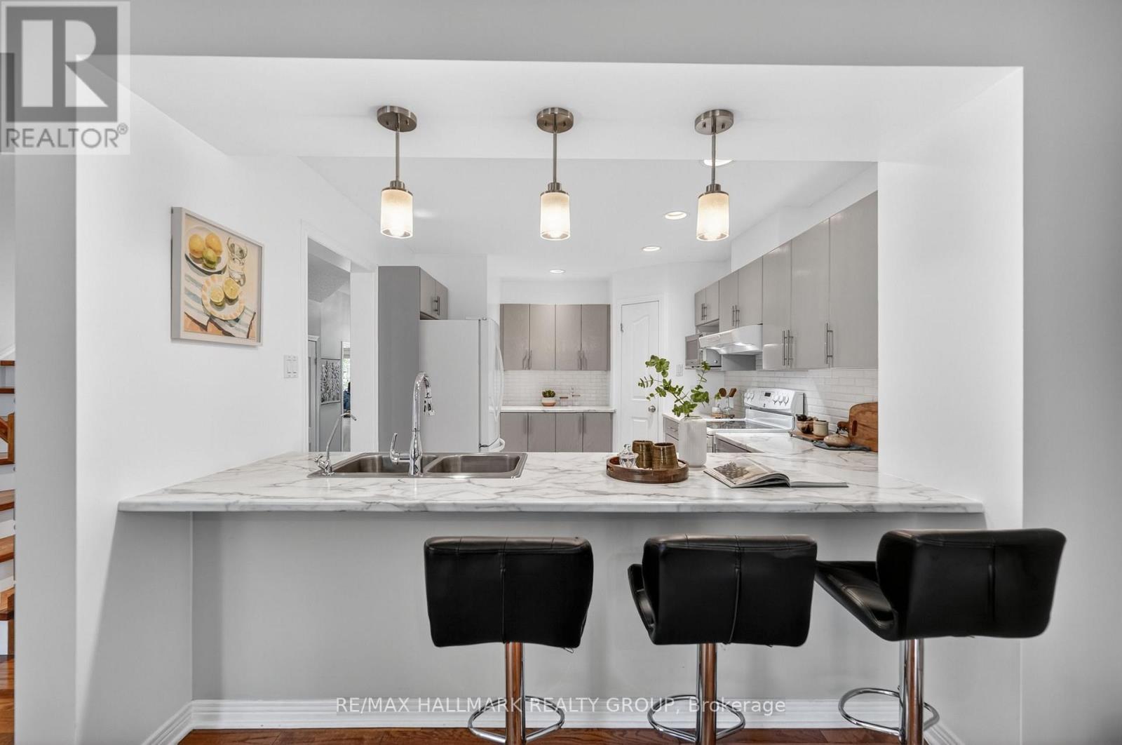968 Lucille Way, Ottawa, Ontario  K4A 4J2 - Photo 6 - X13238976