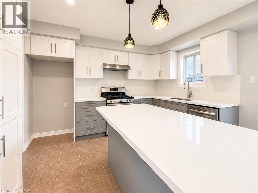 63 Kaufman Drive Unit# Upper, Binbrook, Ontario  L0R 1C0 - Photo 4 - 40833929