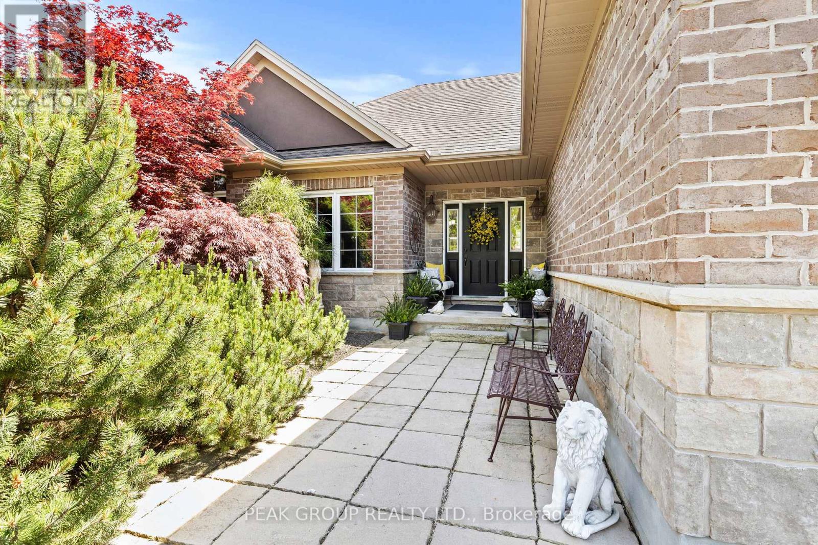 18 Martha Court, Pelham, Ontario  L0S 1C0 - Photo 3 - X13238850