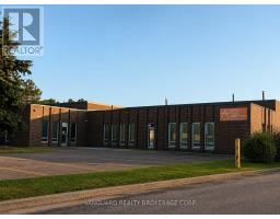 1001 FLINT ROAD, Toronto, Ontario