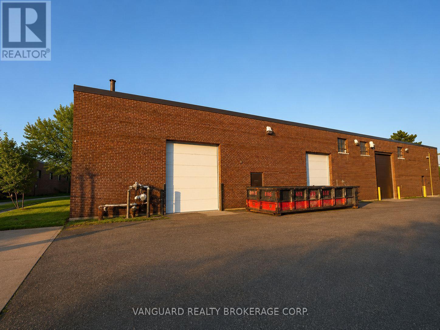 1001 Flint Road, Toronto, Ontario  M3J 2J6 - Photo 9 - W13234084