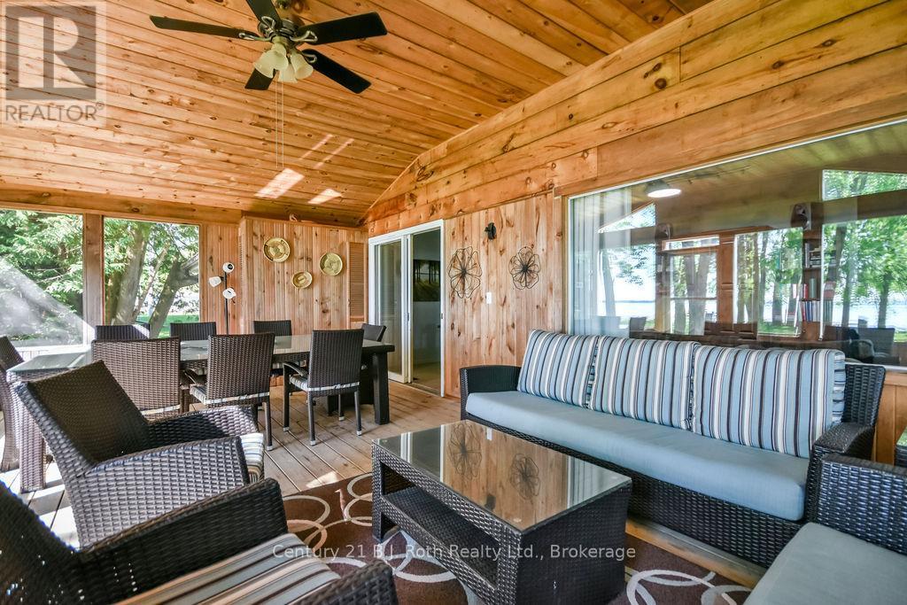 2551 Amigo Drive, Severn (West Shore), Ontario  L3V 6H3 - Photo 24 - S13238800