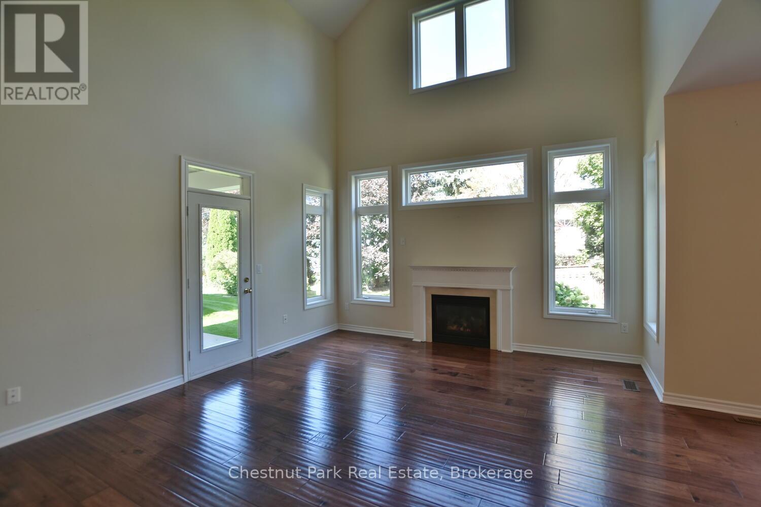 38 Clubhouse Drive, Collingwood, Ontario  L9Y 4Z6 - Photo 19 - S13238980