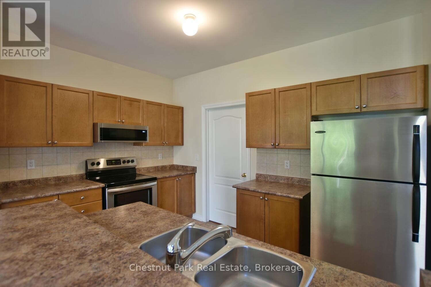 38 Clubhouse Drive, Collingwood, Ontario  L9Y 4Z6 - Photo 24 - S13238980