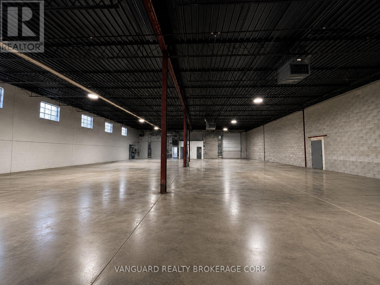 1001 Flint Road, Toronto, Ontario  M3J 2J6 - Photo 8 - W13234084