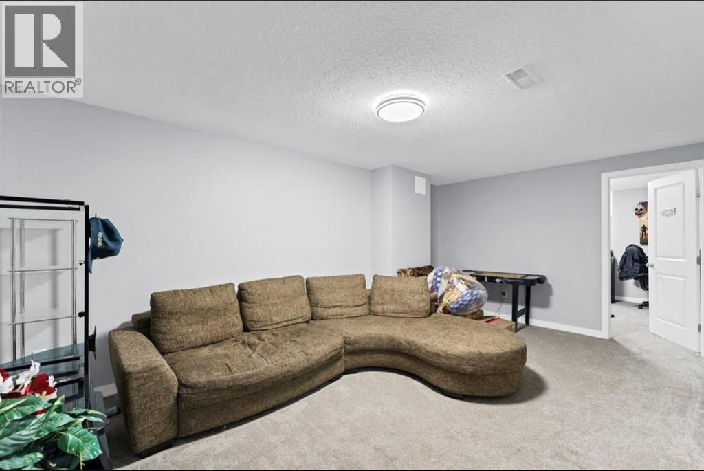 1265 2 Avenue NE, Medicine Hat, Alberta  T1A 6A7 - Photo 30 - A2316473