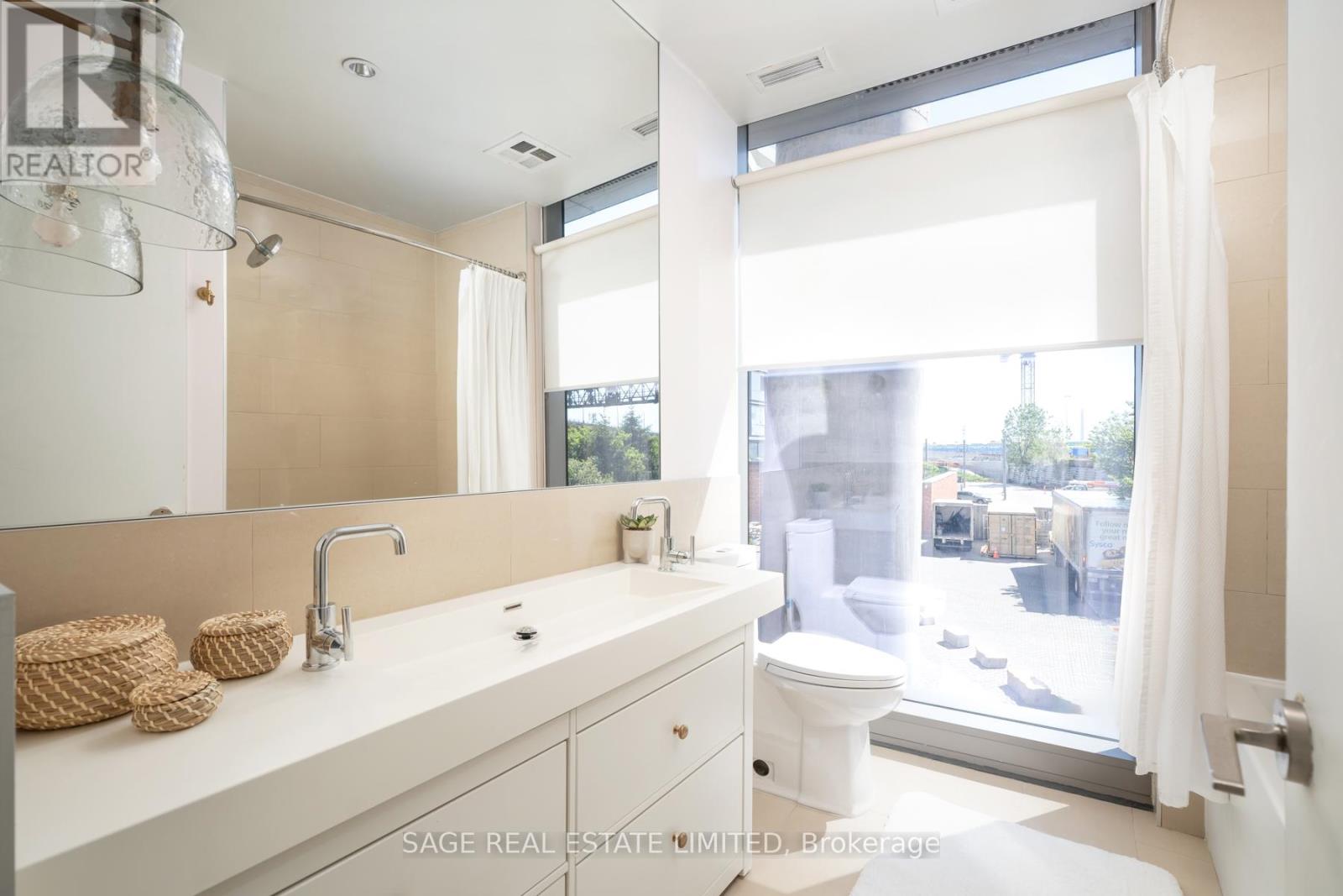 216 - 70 Distillery Lane, Toronto, Ontario  M5A 0E3 - Photo 17 - C13233222