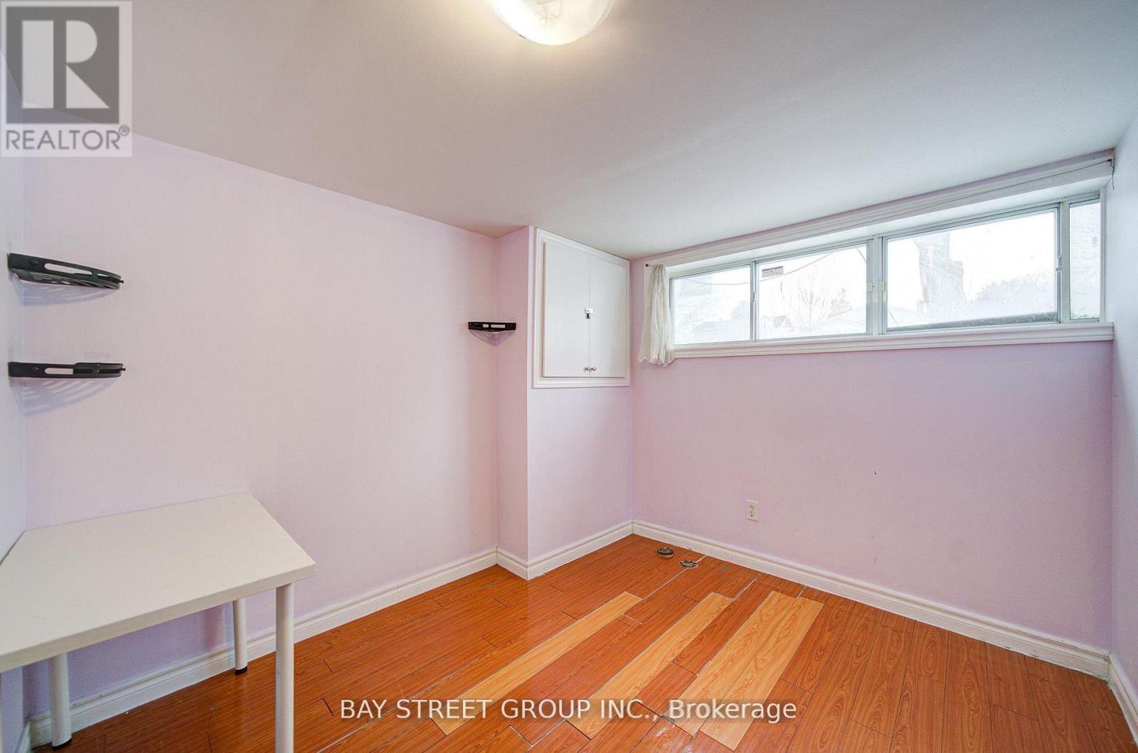 Bsmt - 5 Lockdare Street, Toronto, Ontario  M1S 2Z5 - Photo 18 - E13220612