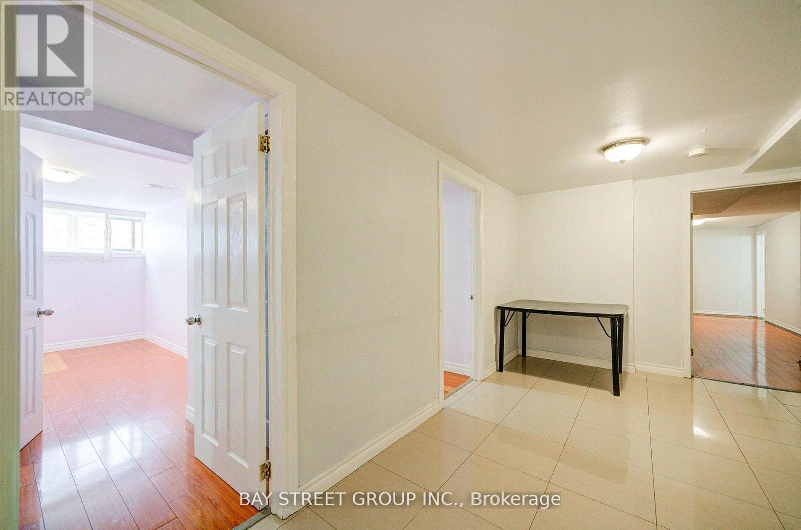 Bsmt - 5 Lockdare Street, Toronto, Ontario  M1S 2Z5 - Photo 8 - E13220612