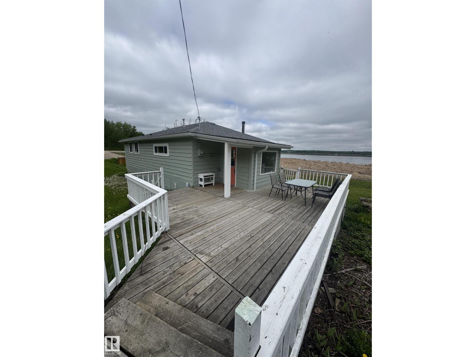 490 & 492 Lakeview Drive, Rural Lac Ste. Anne County, Alberta  T0E 1V0 - Photo 7 - E4491651
