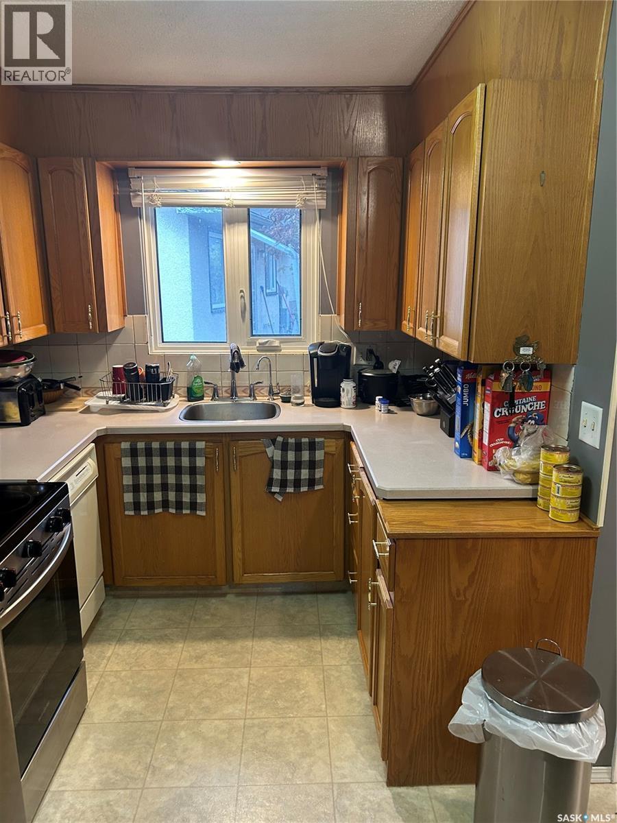 28 Carmichael Road, Regina, Saskatchewan  S4R 0C5 - Photo 13 - SK038242
