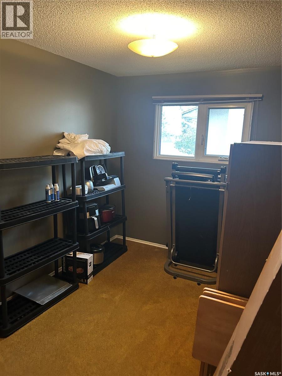 28 Carmichael Road, Regina, Saskatchewan  S4R 0C5 - Photo 16 - SK038242