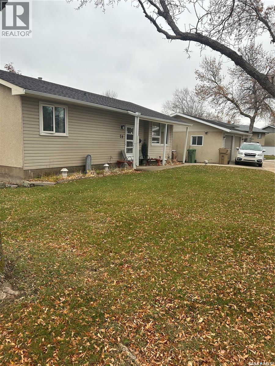 28 Carmichael Road, Regina, Saskatchewan  S4R 0C5 - Photo 3 - SK038242