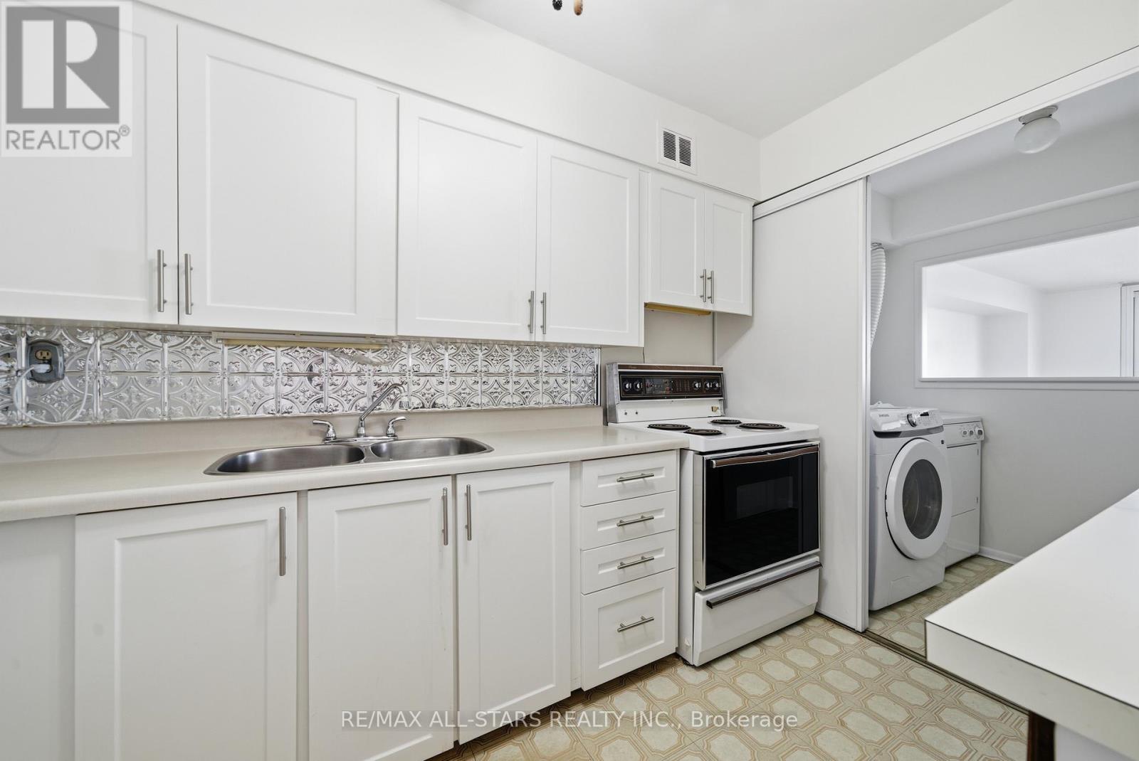 1204 - 1338 York Mills Road, Toronto, Ontario  M3A 3M3 - Photo 11 - C13238816