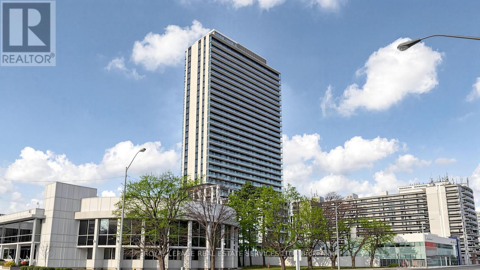 3015 - 5858 YONGE STREET