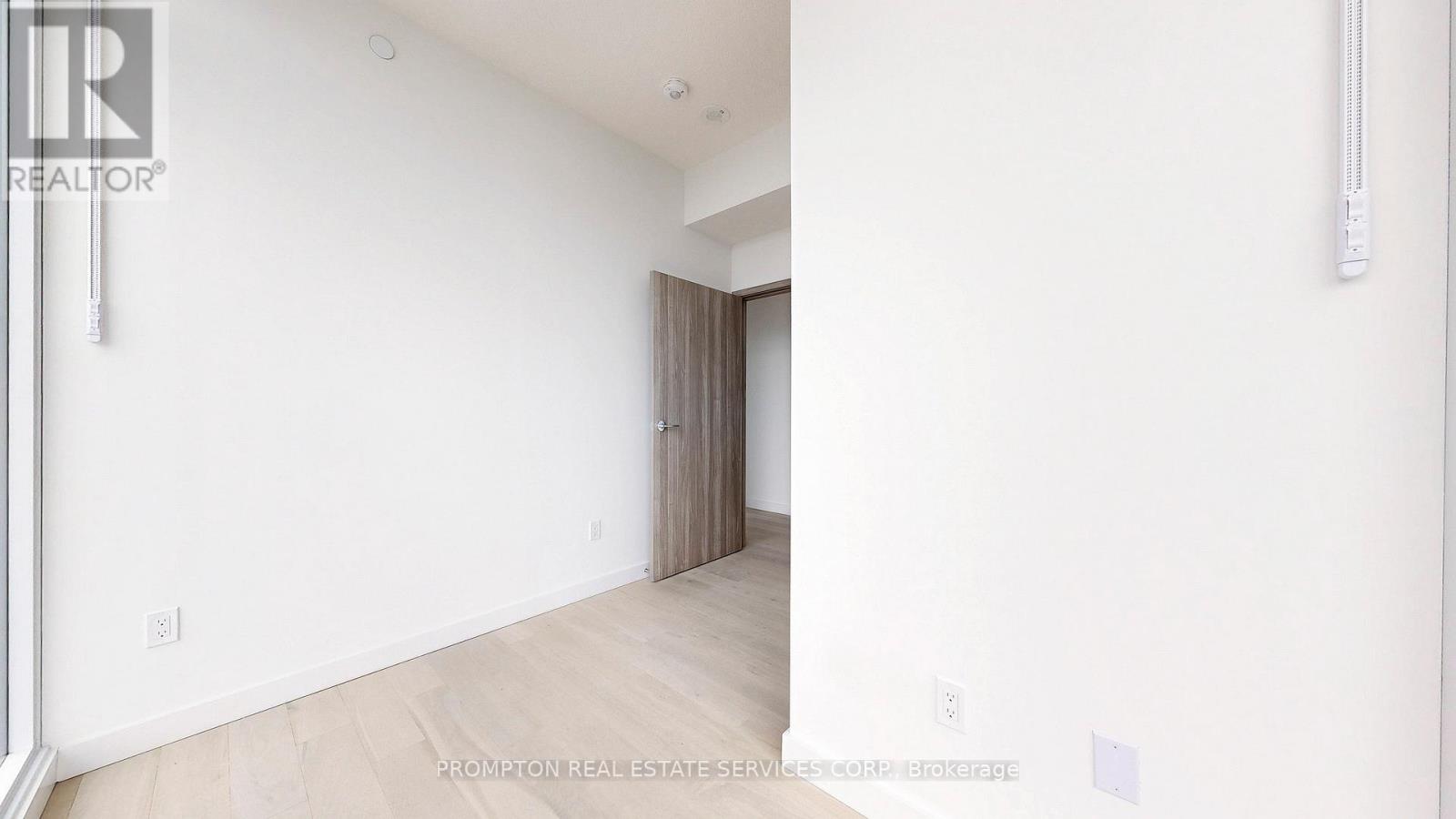 5611 - 1 Concord Cityplace Way, Toronto, Ontario  M5V 0X3 - Photo 36 - C13238978