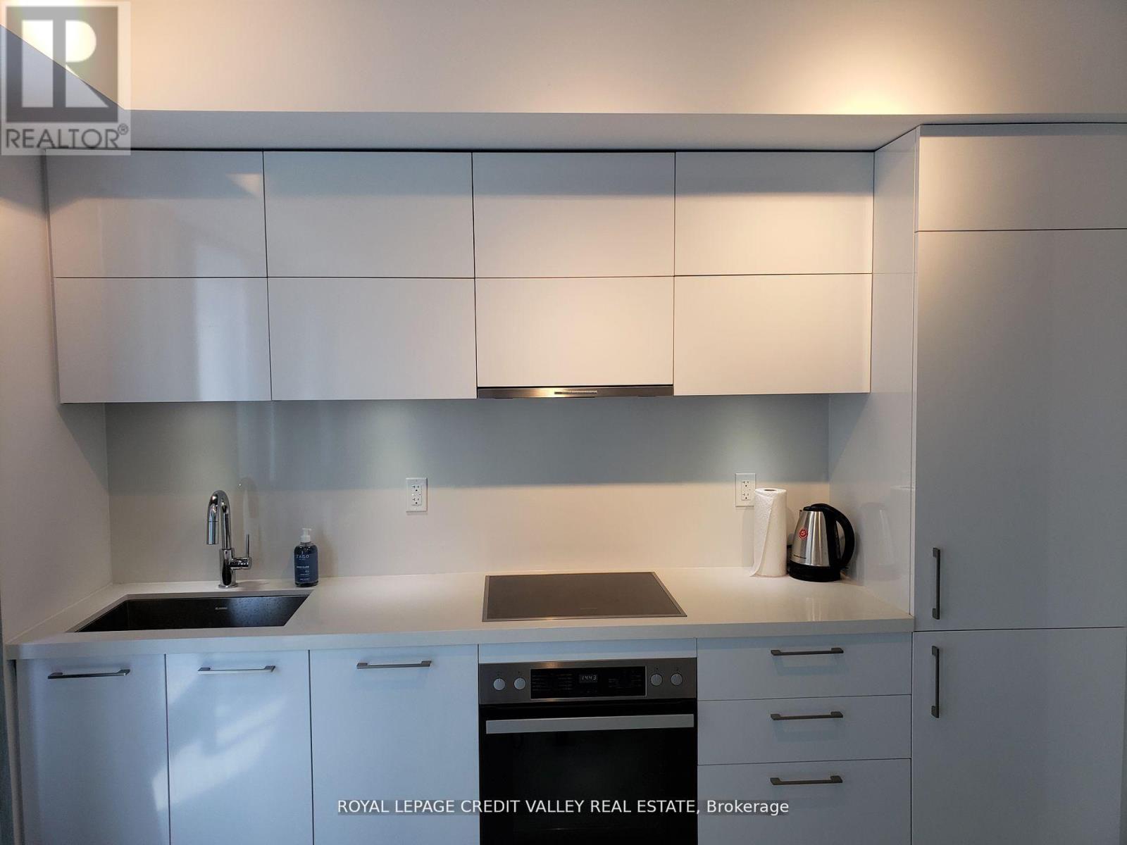 1806 - 188 Cumberland Street, Toronto, Ontario  M5R 0B6 - Photo 10 - C13238996