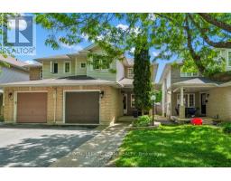 111 FAIRLOP WAY, Ottawa, Ontario