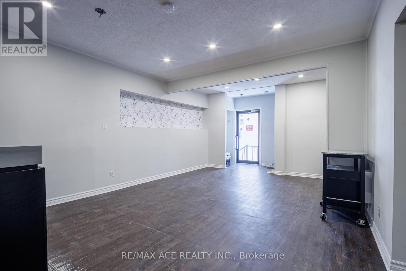 3 - 282 King Street W, Oshawa, Ontario  L1J 2J9 - Photo 5 - E13238942