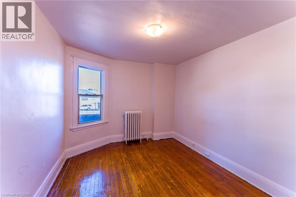 1369 Main Street E Unit# 2, Hamilton, Ontario  L8K 1B8 - Photo 14 - 40836357