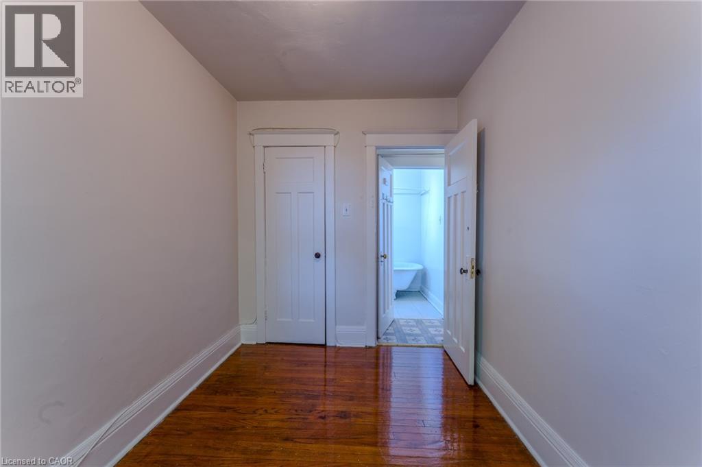 1369 Main Street E Unit# 2, Hamilton, Ontario  L8K 1B8 - Photo 16 - 40836357