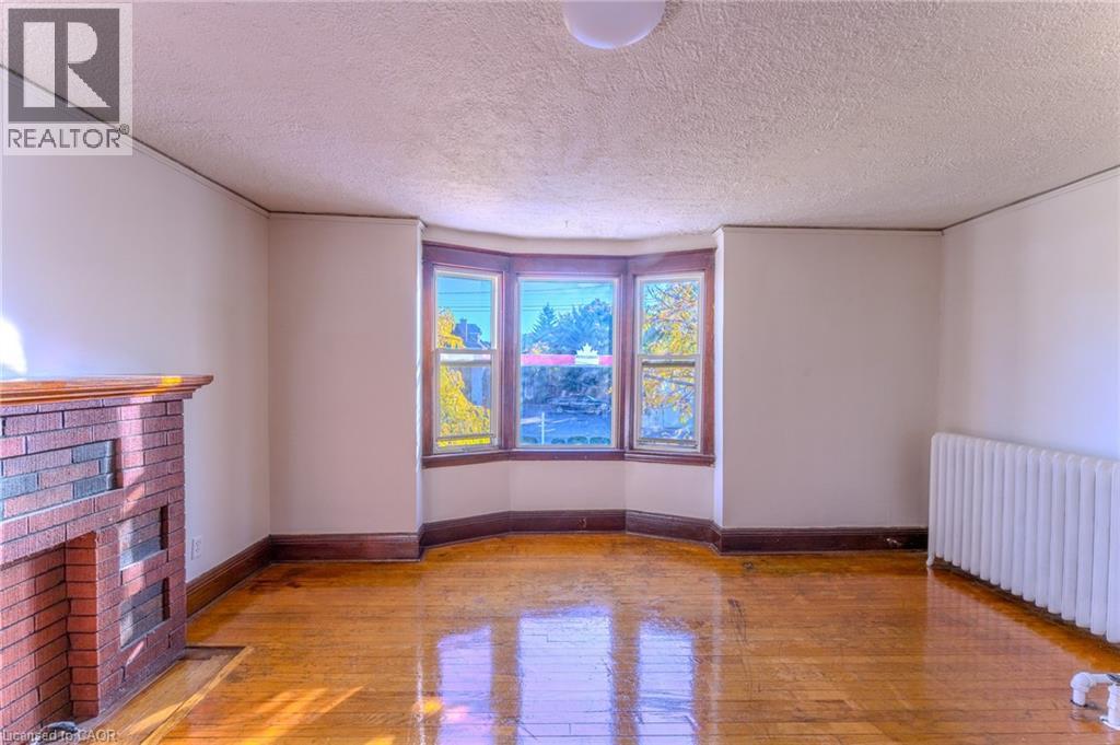 1369 Main Street E Unit# 2, Hamilton, Ontario  L8K 1B8 - Photo 2 - 40836357