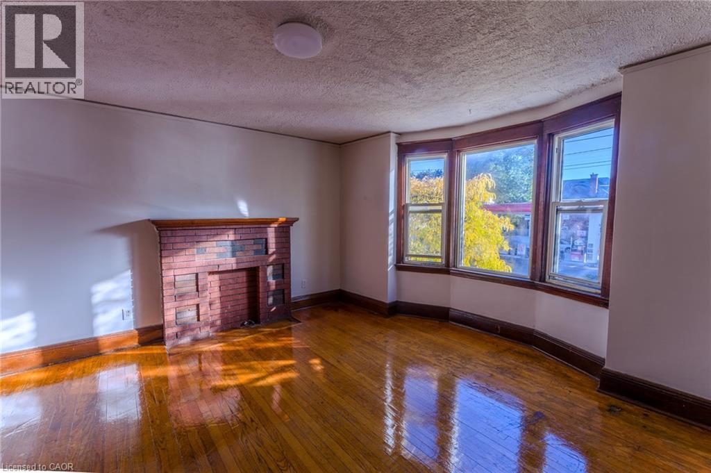 1369 Main Street E Unit# 2, Hamilton, Ontario  L8K 1B8 - Photo 4 - 40836357