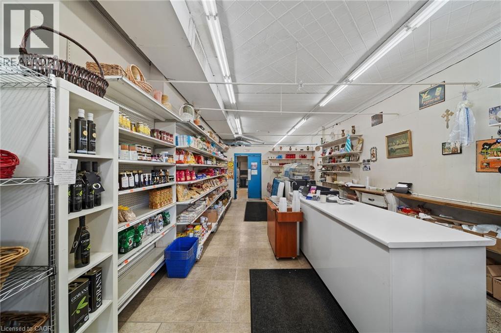 633 King Street E, Hamilton, Ontario  L8N 1E5 - Photo 4 - 40836331