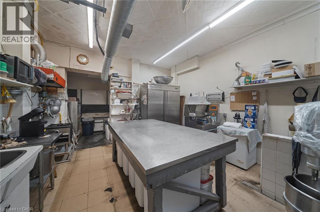 633 King Street E, Hamilton, Ontario  L8N 1E5 - Photo 6 - 40836331