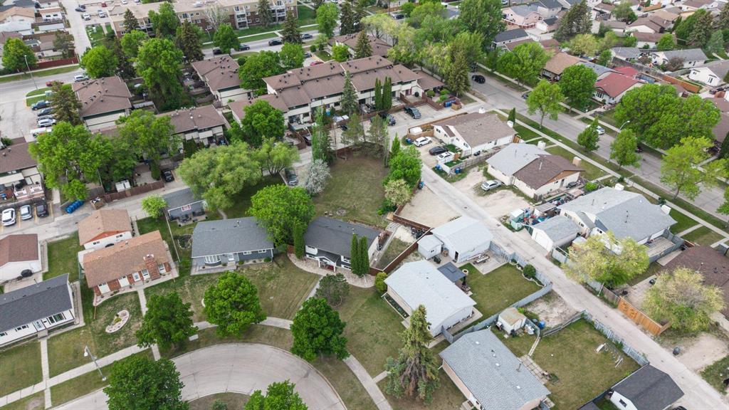 46 Piney Crescent, Winnipeg, Manitoba  R2P 1E7 - Photo 24 - 202612582