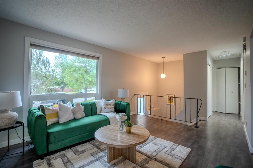 46 Piney Crescent, Winnipeg, Manitoba  R2P 1E7 - Photo 4 - 202612582