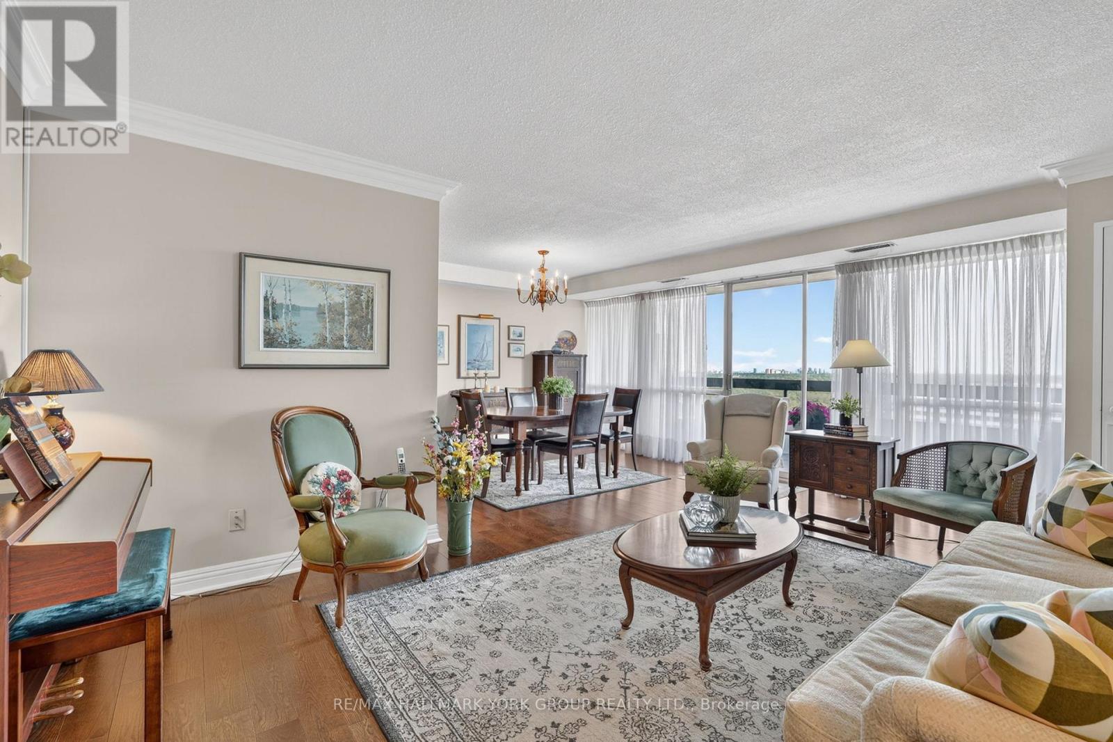 1812 - 8111 Yonge Street, Markham, Ontario  L3T 4V9 - Photo 3 - N13238920