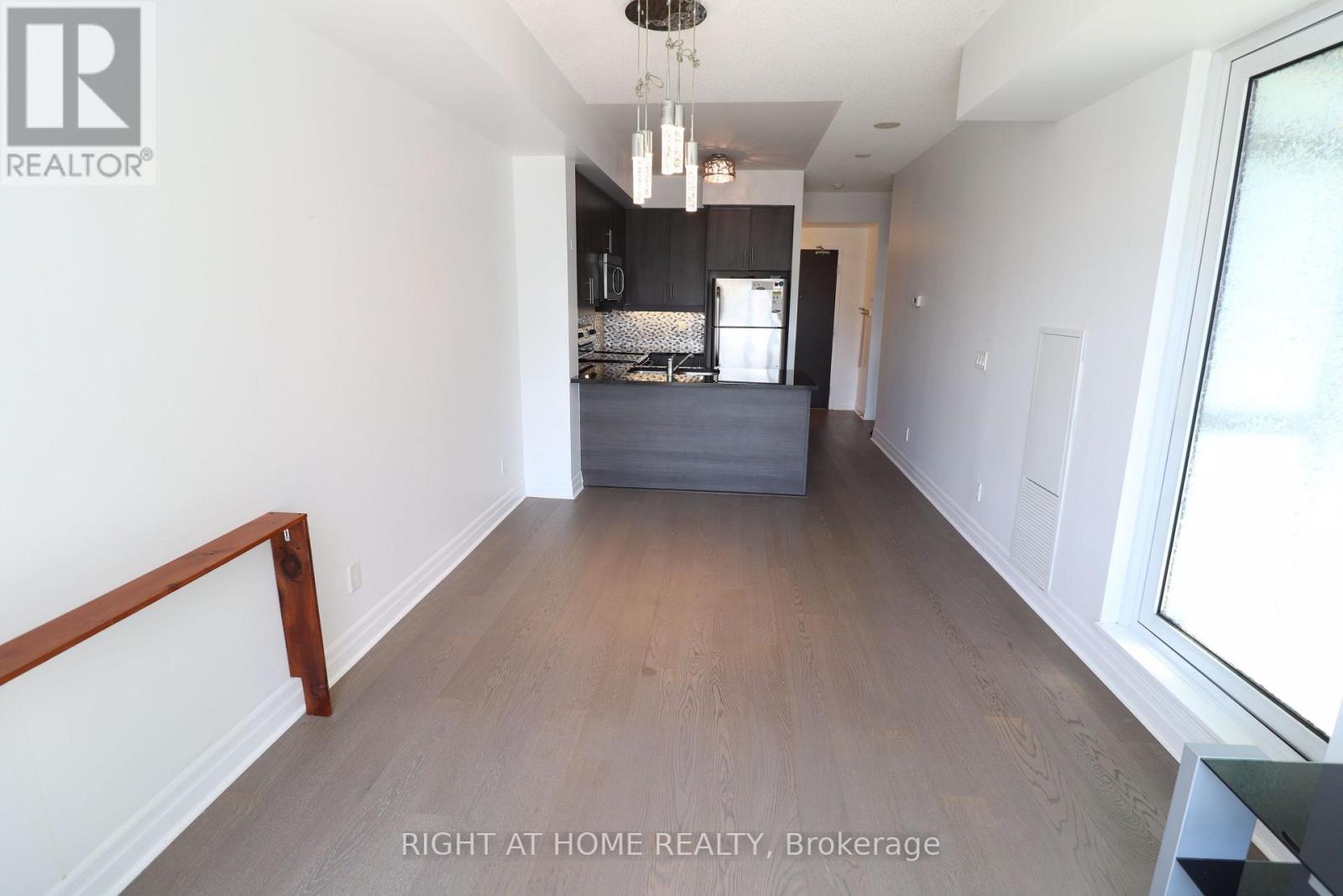 402 - 8130 Birchmount Road, Markham, Ontario  L6G 0E4 - Photo 4 - N13238926