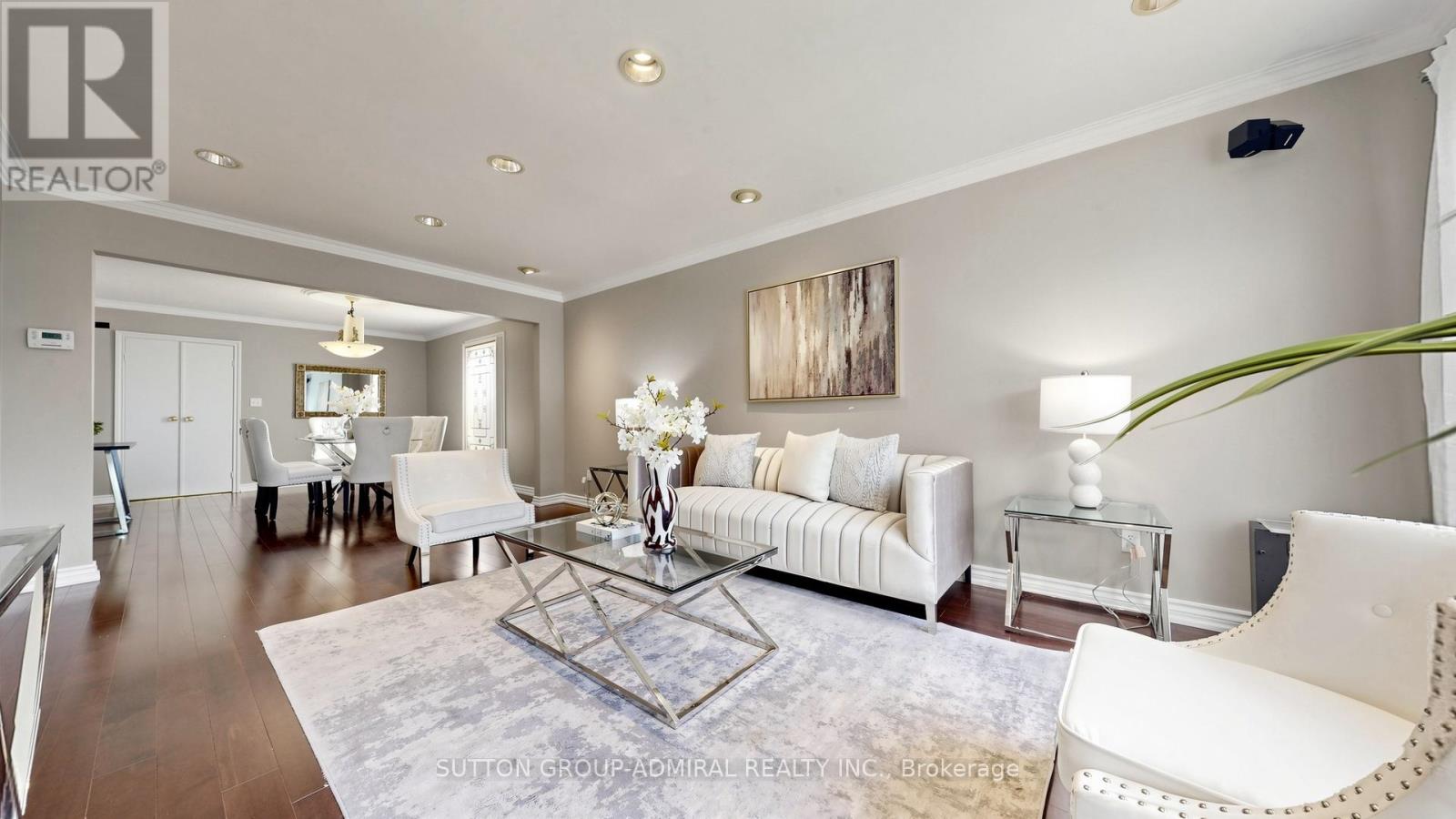 7 Granada Court, Markham, Ontario  L3T 4V3 - Photo 4 - N13238966