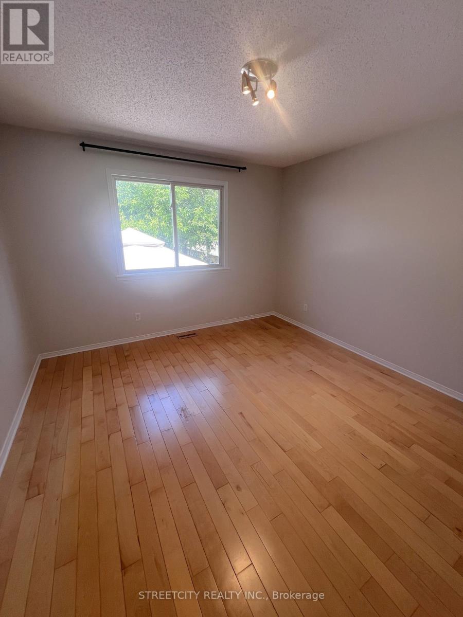 472 Talltree Crescent, London East, Ontario  N5V 5E6 - Photo 11 - X13239050