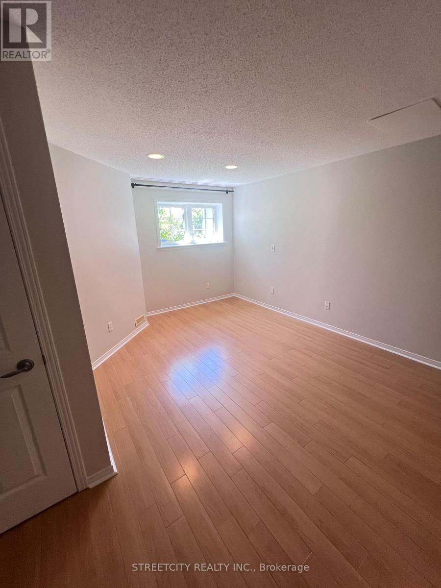 472 Talltree Crescent, London East, Ontario  N5V 5E6 - Photo 25 - X13239050