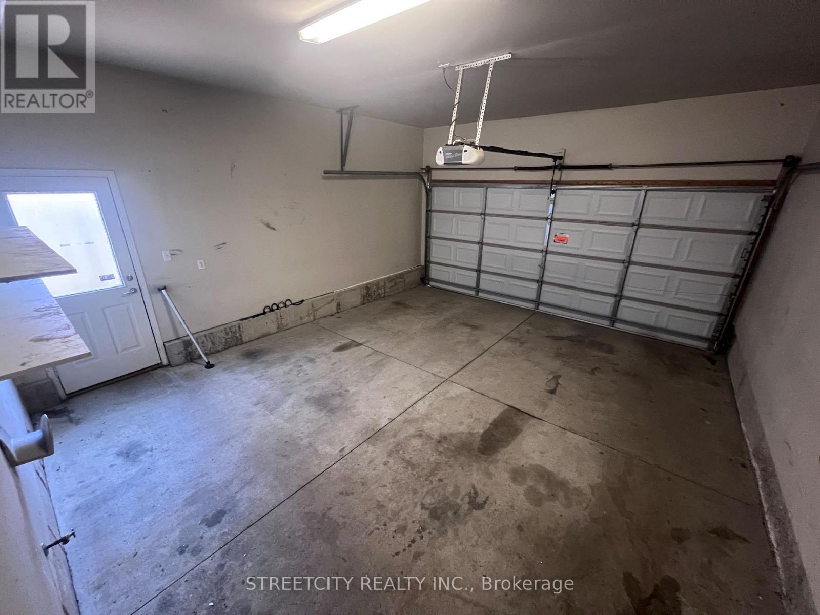 472 Talltree Crescent, London East, Ontario  N5V 5E6 - Photo 3 - X13239050