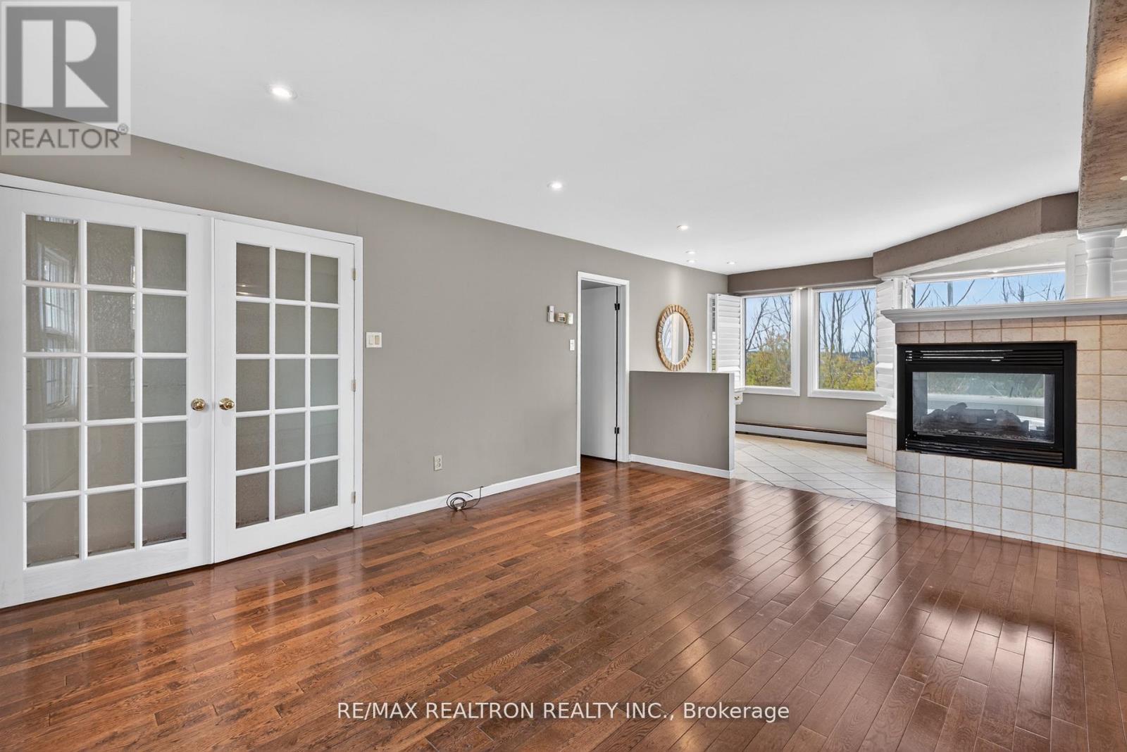 18 Debra Crescent, Barrie, Ontario  L4N 3T1 - Photo 21 - S13238928