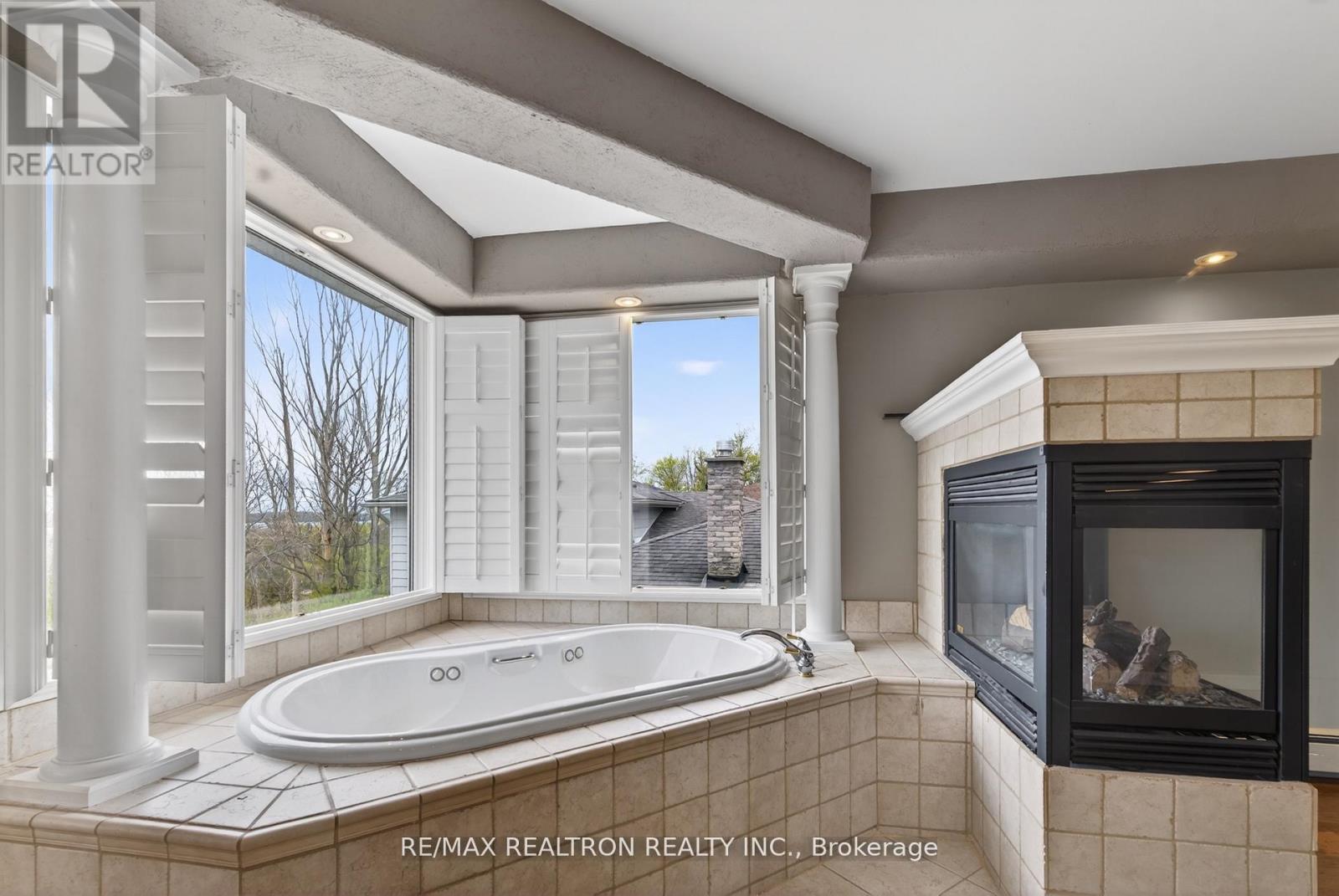 18 Debra Crescent, Barrie, Ontario  L4N 3T1 - Photo 26 - S13238928