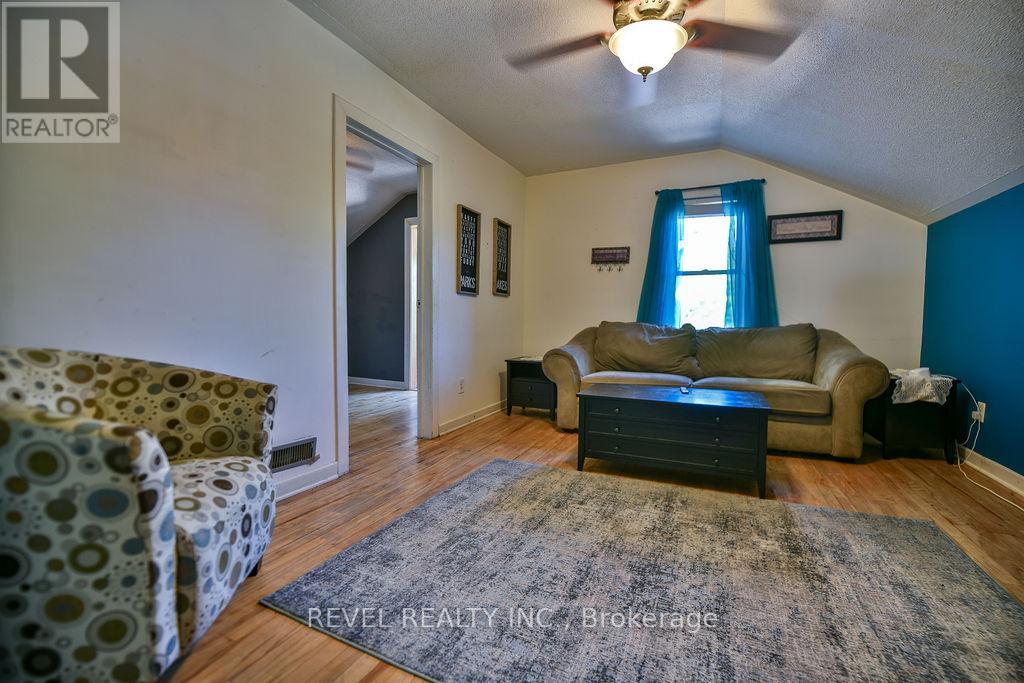 223 Cedar Street N, Timmins, Ontario  P4N 6J5 - Photo 13 - T13239070