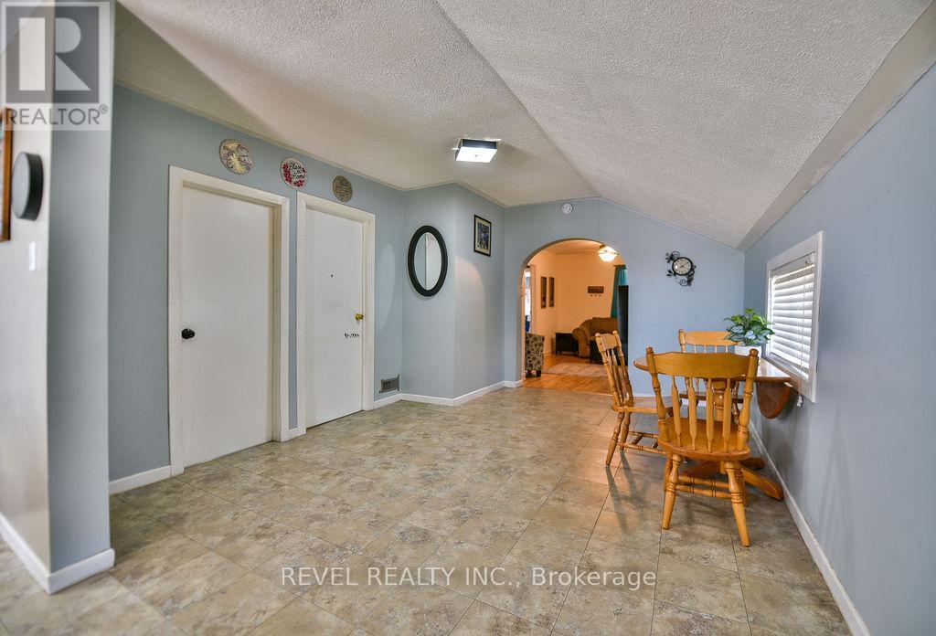 223 Cedar Street N, Timmins, Ontario  P4N 6J5 - Photo 15 - T13239070