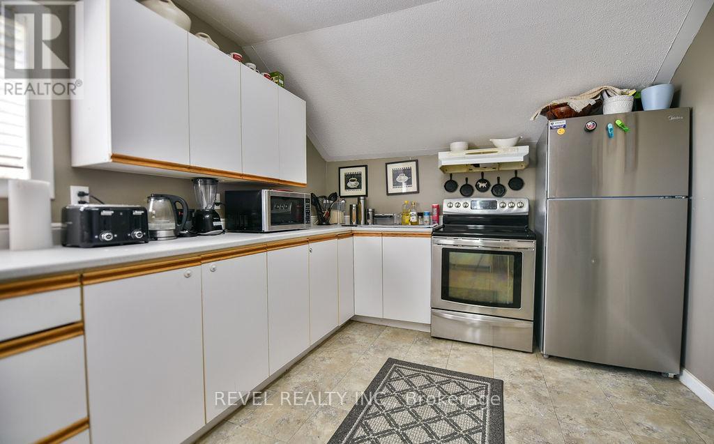 223 Cedar Street N, Timmins, Ontario  P4N 6J5 - Photo 19 - T13239070