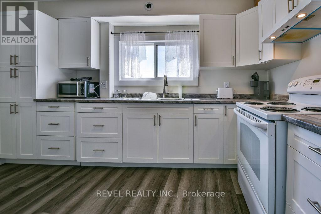 223 Cedar Street N, Timmins, Ontario  P4N 6J5 - Photo 7 - T13239070