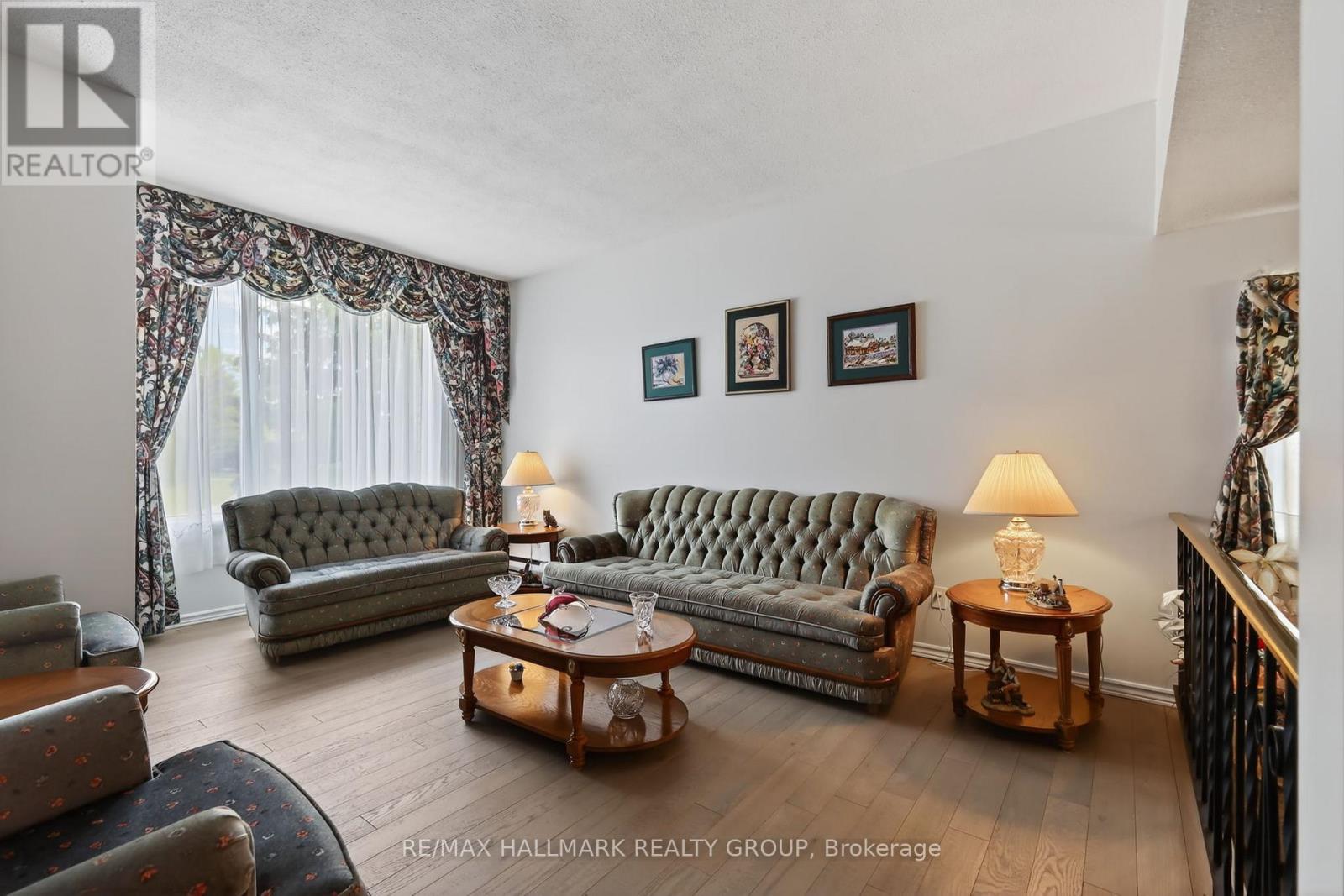 1463 Kamouraska Circle, Ottawa, Ontario  K1C 3J1 - Photo 5 - X13239054