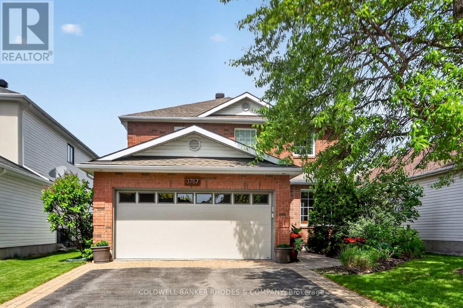 3757 Mountain Meadows Crescent, Ottawa, Ontario  K1V 1V7 - Photo 2 - X13239378