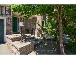 22 TERRACE DRIVE, Ottawa, Ontario