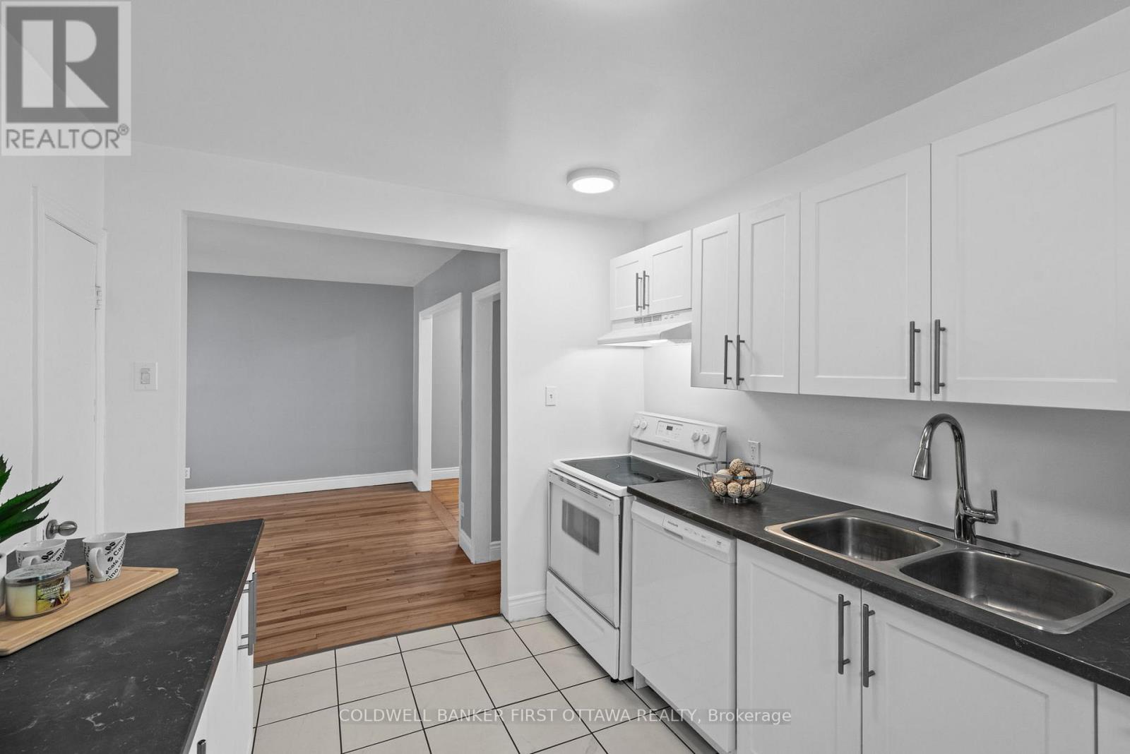 1246 Kitchener Avenue, Ottawa, Ontario  K1V 6W5 - Photo 16 - X13239486