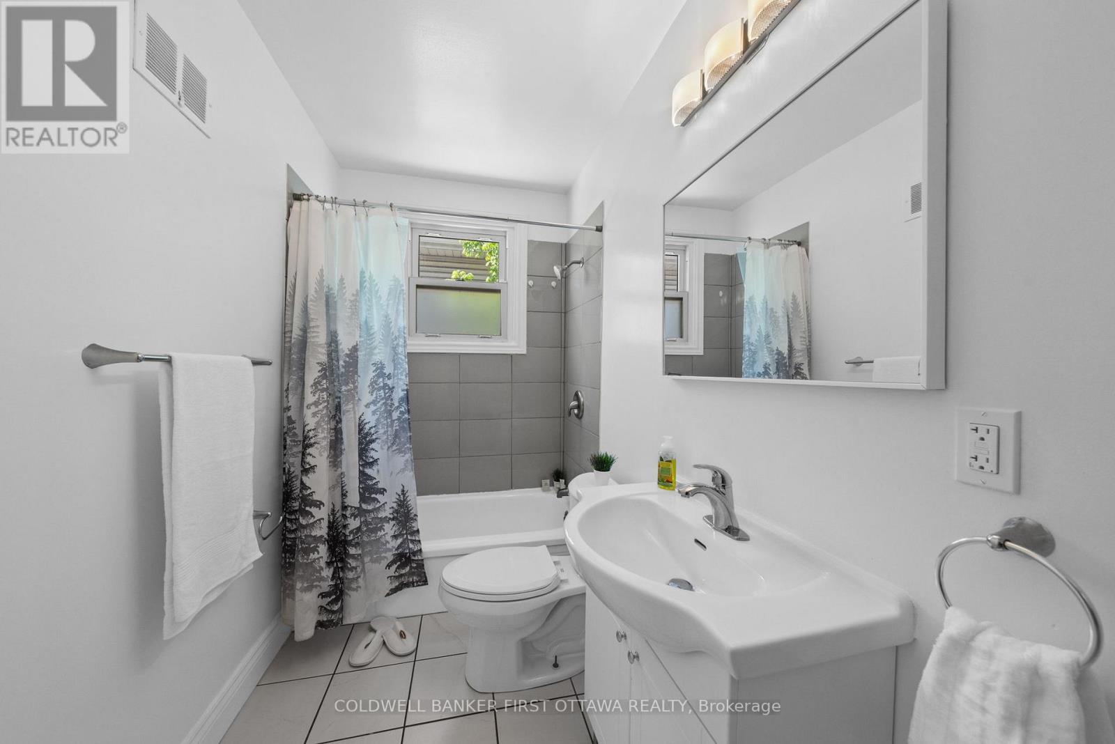 1246 Kitchener Avenue, Ottawa, Ontario  K1V 6W5 - Photo 25 - X13239486