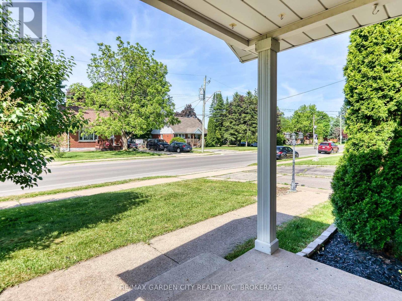 6734 O'neil Street, Niagara Falls, Ontario  L2J 1N2 - Photo 7 - X13239168